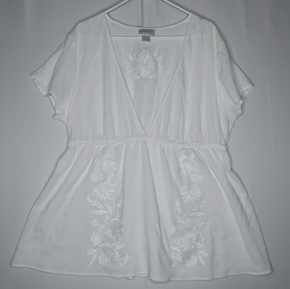 Soft Surrounding Top Women 2X White Gauzy Vneck Embroidered Short Sleeve Elastic
